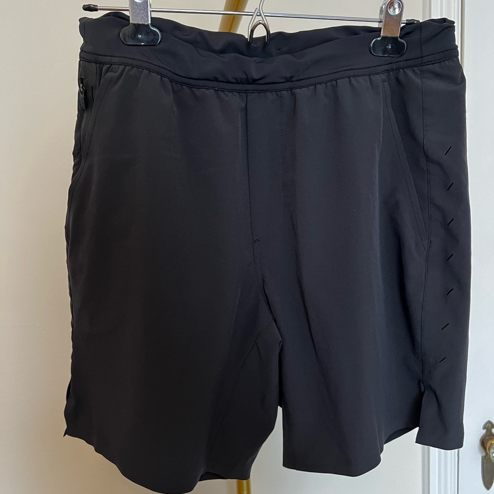 Ten Thousand mens black interval shorts. Medium. Has spandex attached.